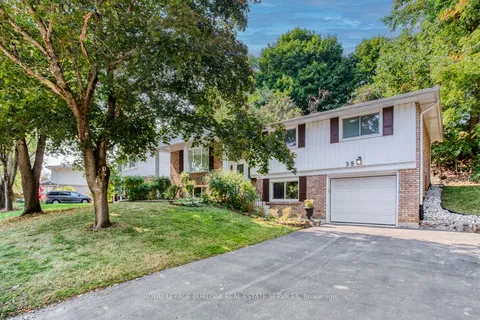38 Robinhood Dr, Hamilton, ON L9H 4G1