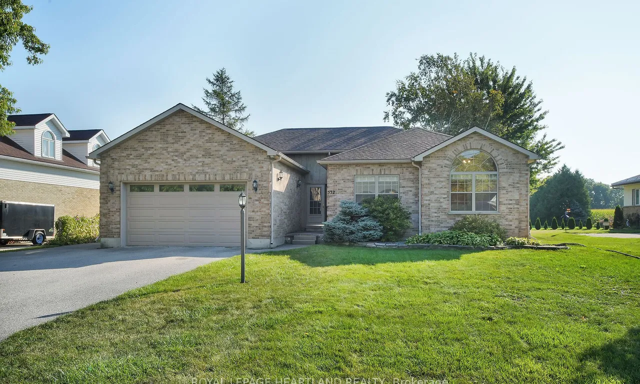 532 Carling St, South Huron, ON N0M 1S2