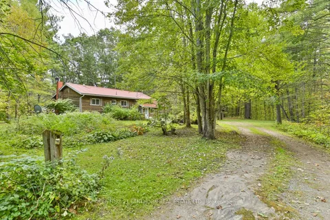 1056 Kinlin Rd, Tweed, ON K0K 3J0