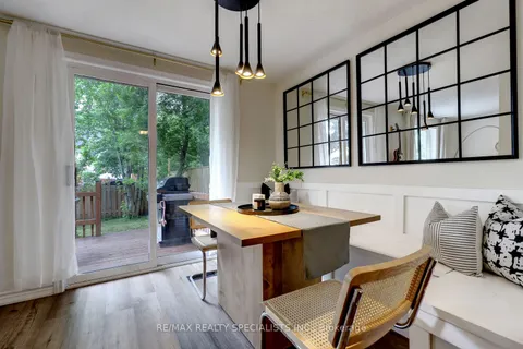 187 Ironstone Dr, Cambridge, ON N1P 1A8