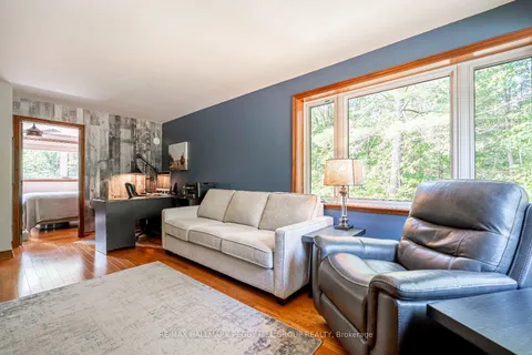 1023 Sophers Landing Rd, Gravenhurst, ON P0E 1G0