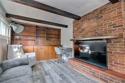 22 McColl Street, Quinte West, ON K8V 5L3
