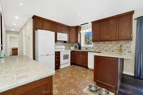 5137 Boundary Rd, Hamilton Township, ON K0L 1E0