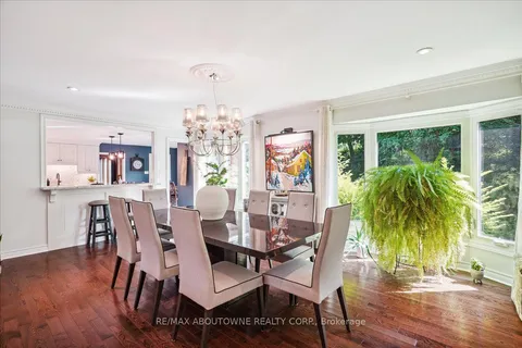434 Golf Links Rd, Hamilton, ON L9G 3K5