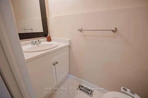 46 Cedarvale Ave, Guelph, ON N1E 6Y3