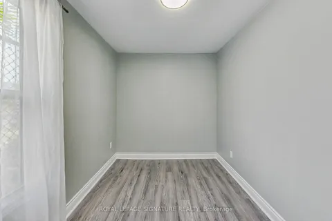 1383 Cannon St, Hamilton, ON L8H 1W2