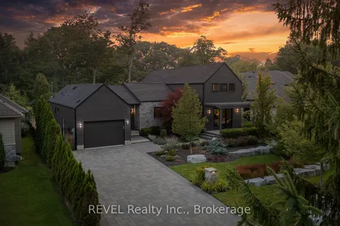 566 LANSDOWNE Ave, Niagara-on-the-Lake, ON L0S 1J0