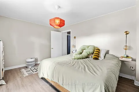 1258 Highway 6, Hamilton, ON L8N 2Z7