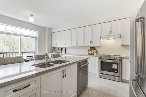 468 Black Cherry Cres, Melancthon, ON L9V 1Y3