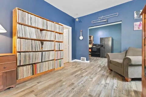 801 Central Ave, London, ON N5W 3R1