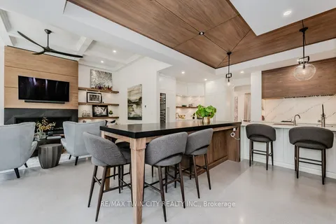 376 RIVER OAK Pl, Waterloo, ON N2K 3N8