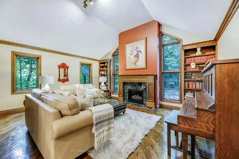 6637 Wellington 34 Rd, Puslinch, ON N3C 2V4