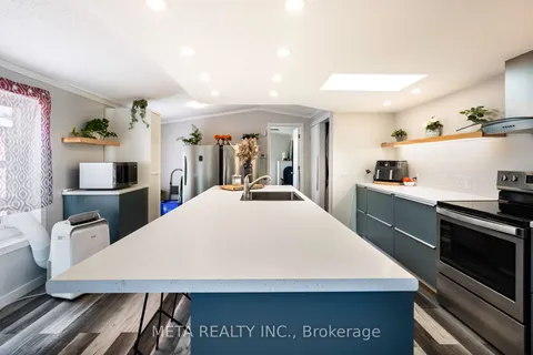 103 Maple Grove Village Rd, Southgate, ON N0C 1B0