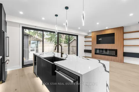 21 Clare Ave, Hamilton, ON L8H 7C9