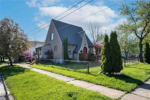 48 Myrtle Ave, Welland, ON L3B 2B1