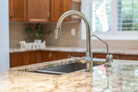 710 Airport Rd, Quinte West, ON K0K 3E0