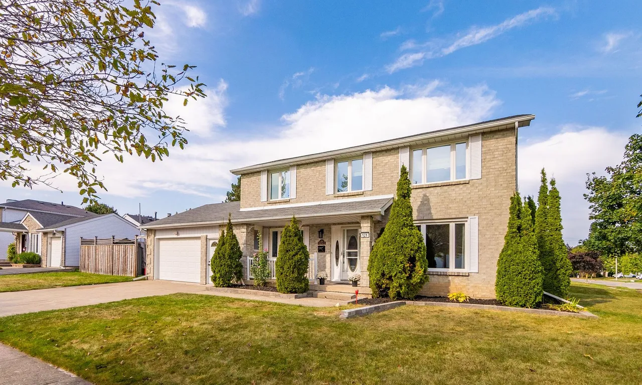 121 Parkland Cres, Kitchener, ON N2N 1R5