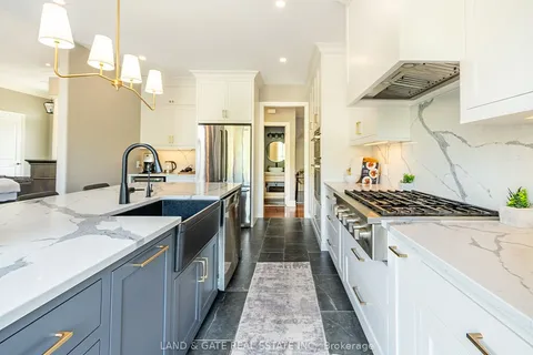 728 Foxboro-Stirling Rd, Quinte West, ON K0K 2B0
