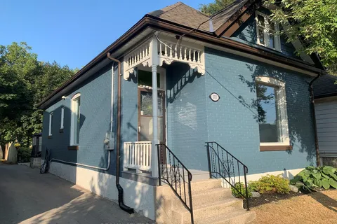 111 Chesley Ave, London, ON N5Z 2C3