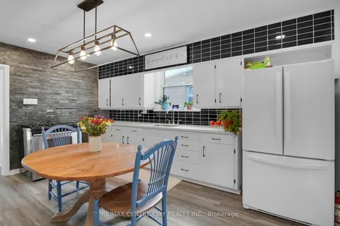 111 Chesley Ave, London, ON N5Z 2C3