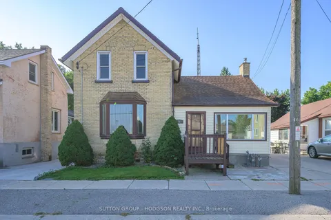 35 Victoria Ave, South Huron, ON N0M 1M0