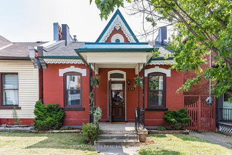 234 East Ave, Hamilton, ON L8L 5J3