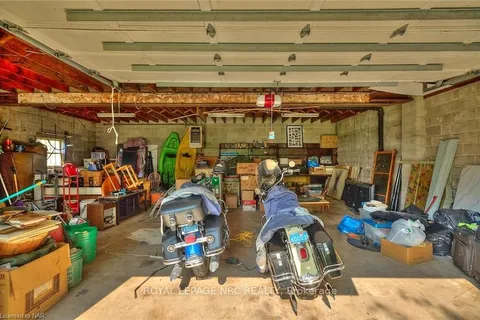 3758 Main Street, Niagara Falls, ON L2G 6B2