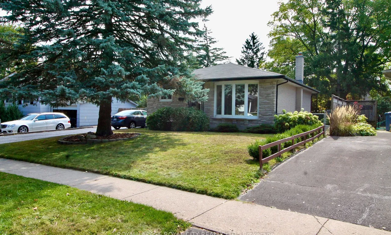 62 Rhonda Rd, Guelph, ON N1H 6H2