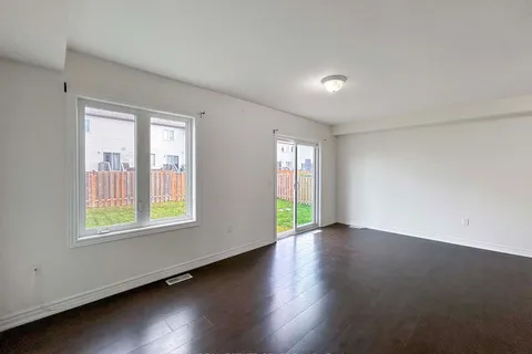 840 Cook Cres, Shelburne, ON L9V 3T9