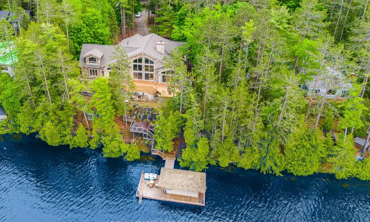 1827 Crystal Lake Rd, Galway-Cavendish and Harvey, ON K0M 2A0