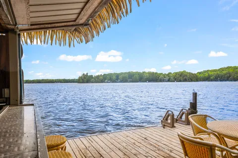 1827 Crystal Lake Rd, Galway-Cavendish and Harvey, ON K0M 2A0
