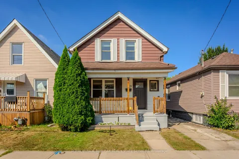 209 Weir St, Hamilton, ON L8H 5G2