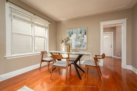 209 Weir St, Hamilton, ON L8H 5G2