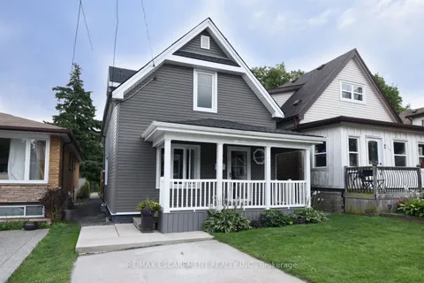 207 East 24th St, Hamilton, ON L8V 2Y5