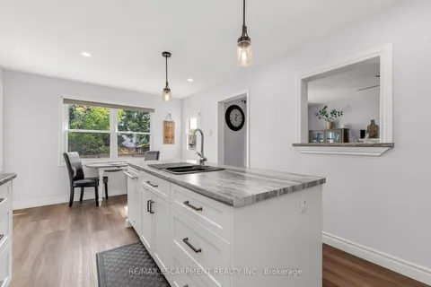 4351 Birchmount Ave, Lincoln, ON L3J 0J2