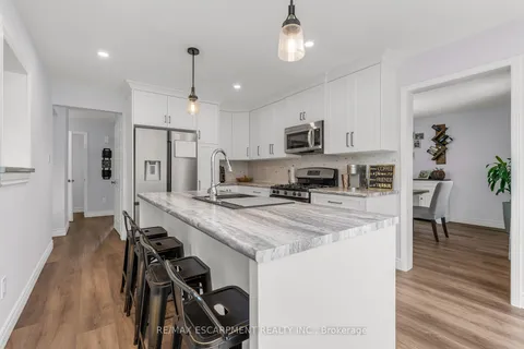 4351 Birchmount Ave, Lincoln, ON L3J 0J2