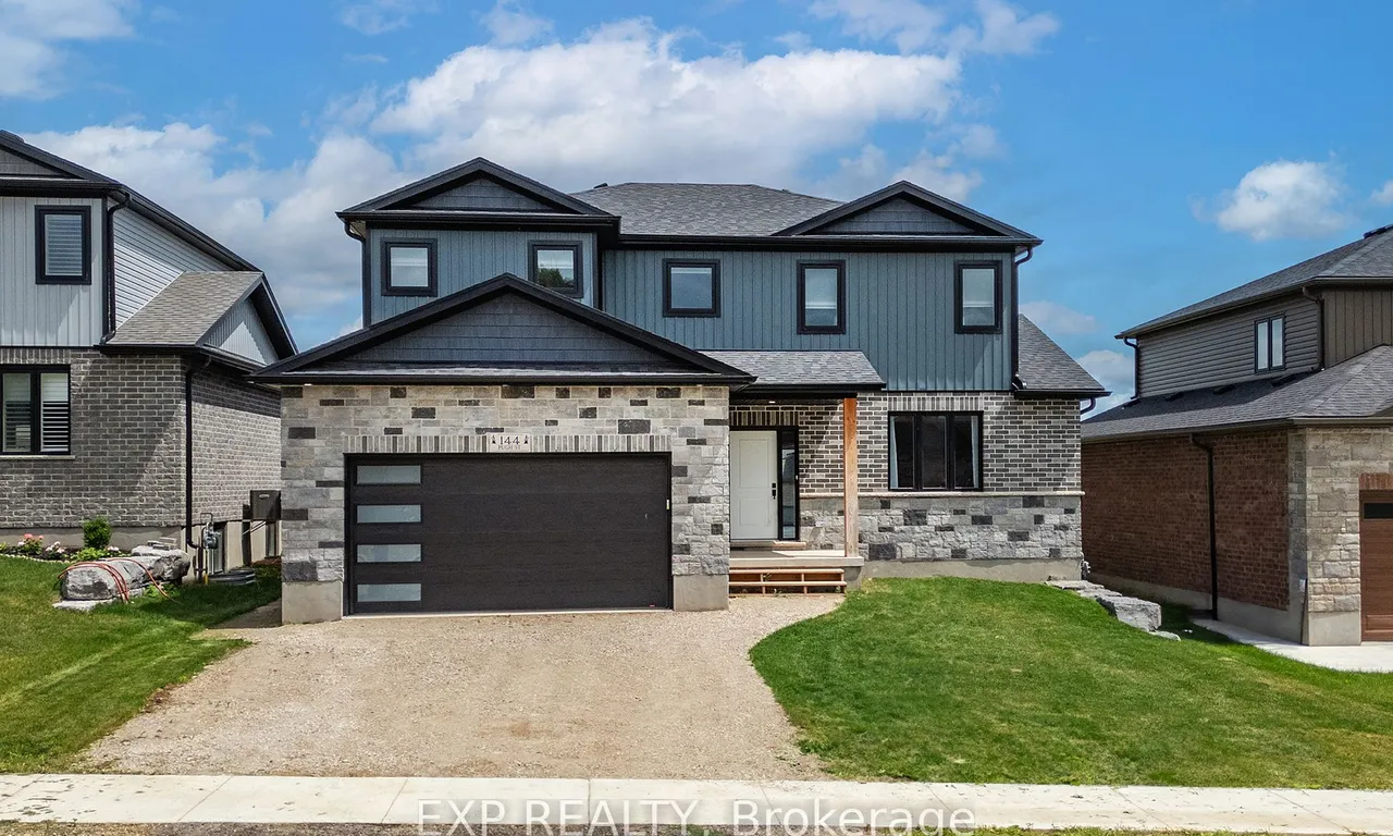 144 Pugh St, Perth East, ON N0K 1M0