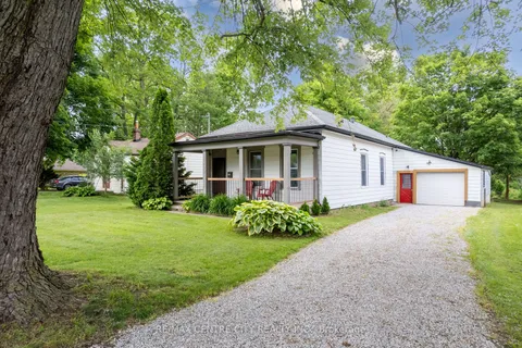 227 Adelaide St, Strathroy-Caradoc, ON N7G 2V7