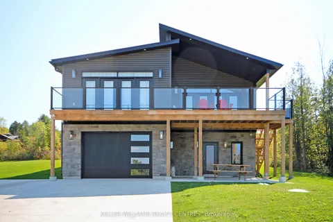 138 Sunset Boulevard, Georgian Bluffs, ON N0H 2T0