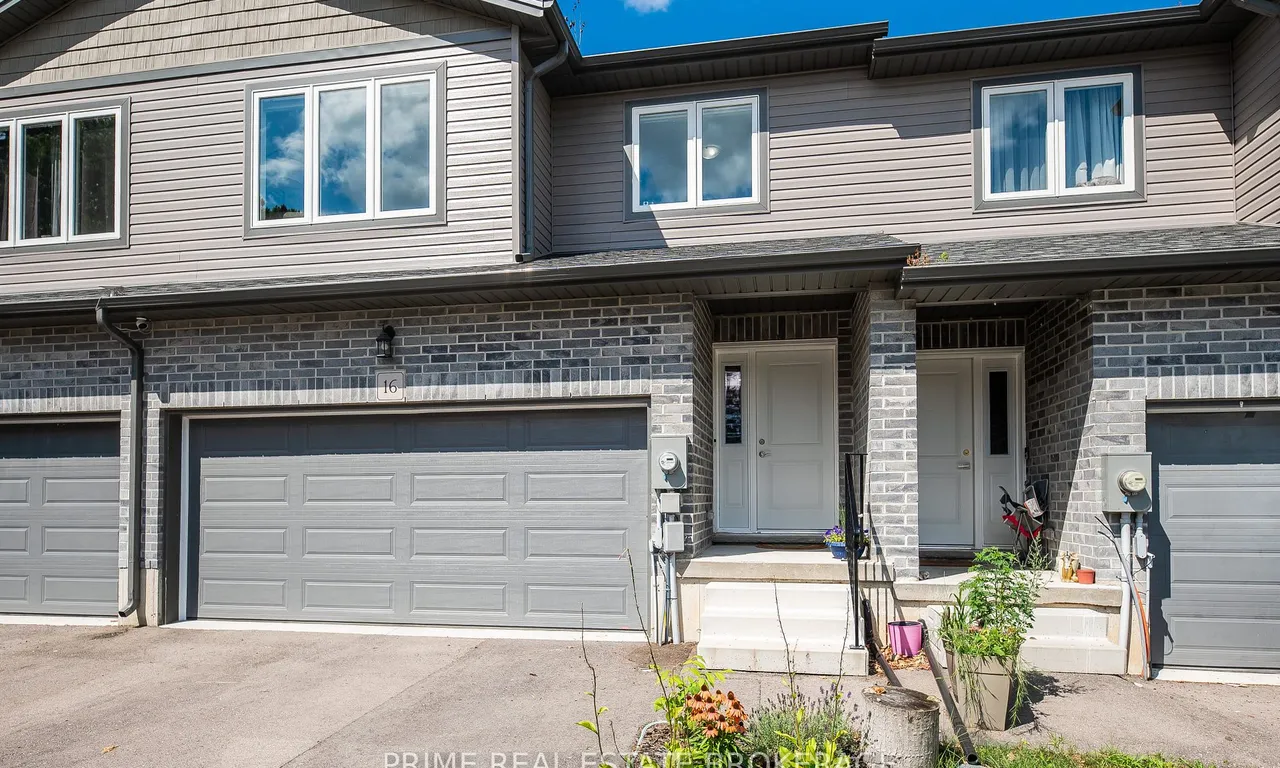 61 Vienna Rd, Tillsonburg, ON N4G 3C6