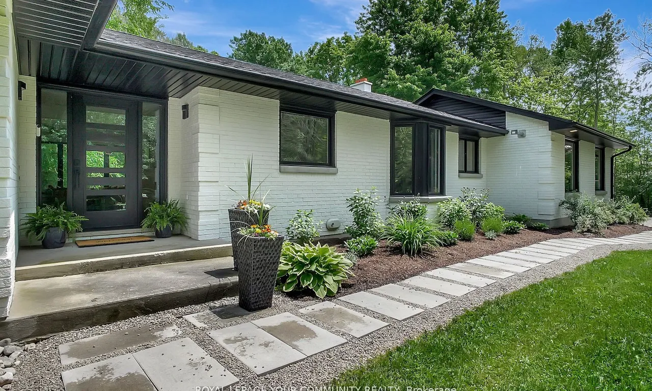 7745 Wellington Rd, Guelph/Eramosa, ON N1H 6J2