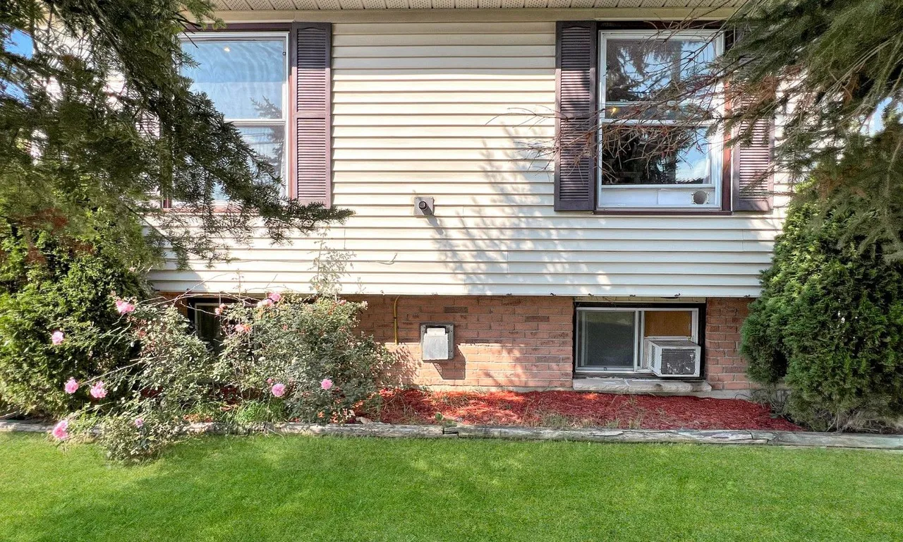 22 March St, Quinte West, ON K0K 2C0