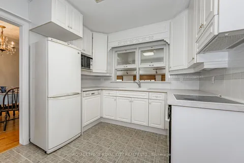 46 Campion Ave, Guelph, ON N1H 5L6