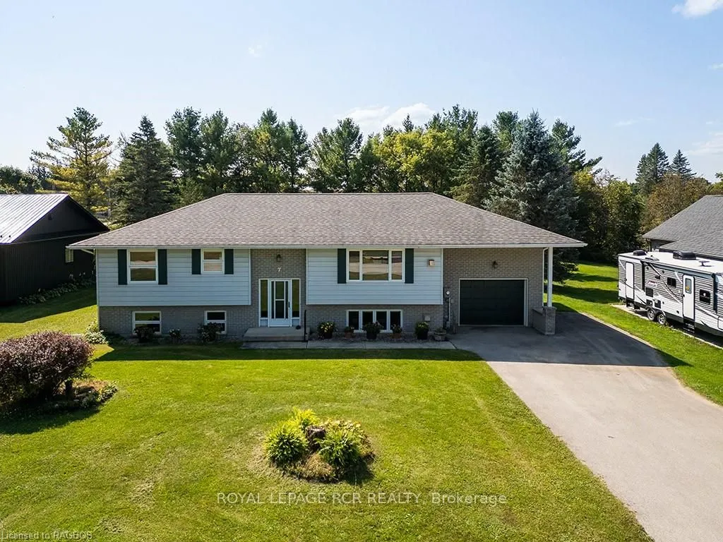 7 Bonnie Brae Pl, Grey Highlands, ON N0C 1E0