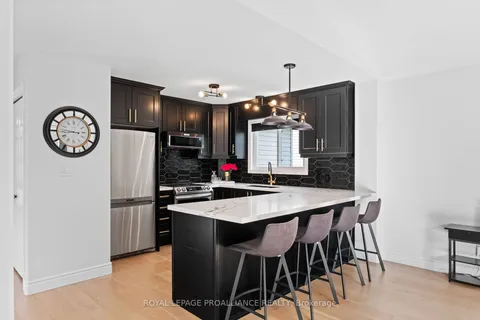 1494 Sierra Ave, Kingston, ON K7P 3H4