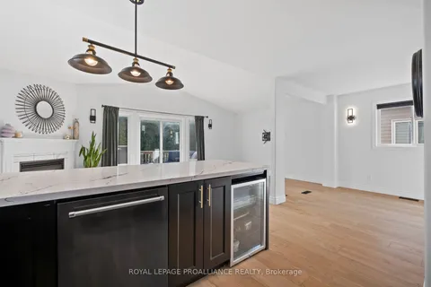 1494 Sierra Ave, Kingston, ON K7P 3H4