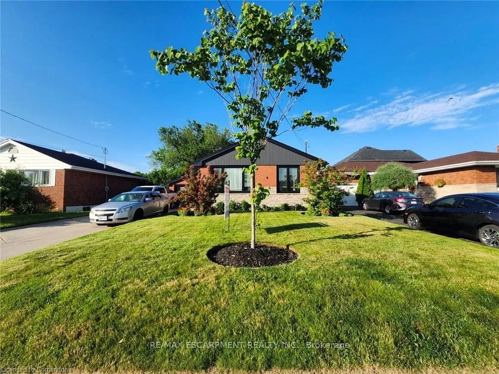 3 Pleasant Ave, Hamilton, ON L8G 2L1