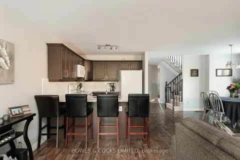 307 Louden Terr, Peterborough, ON K9J 0C4