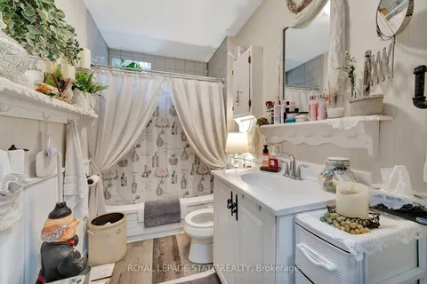 49 Dumfries St, Brant, ON N3L 2C9
