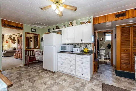 576 LAKESHORE Rd, Haldimand, ON N0A 1P0